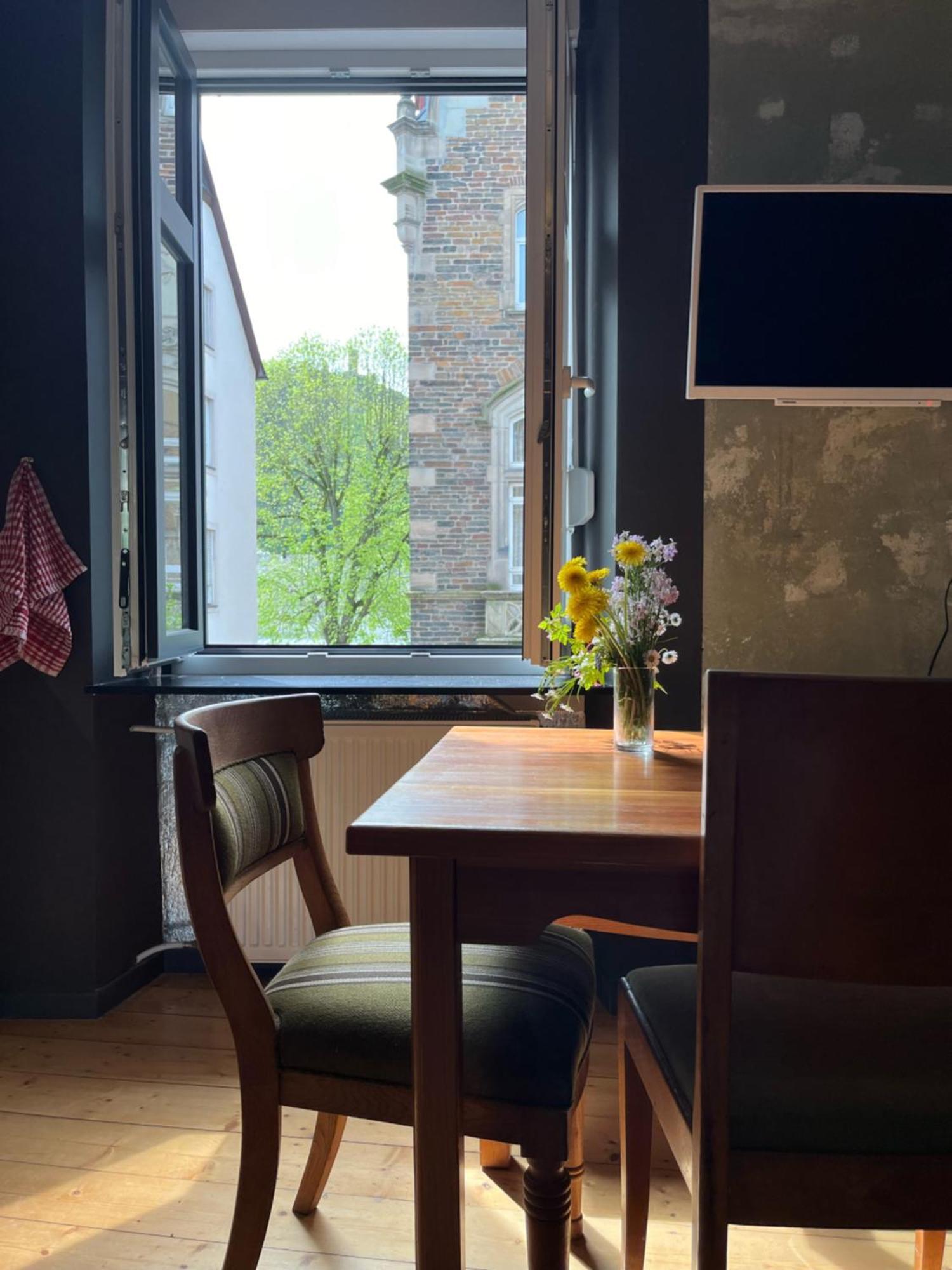 Vis-A-Vis Apartments Traben-Trarbach Eksteriør billede