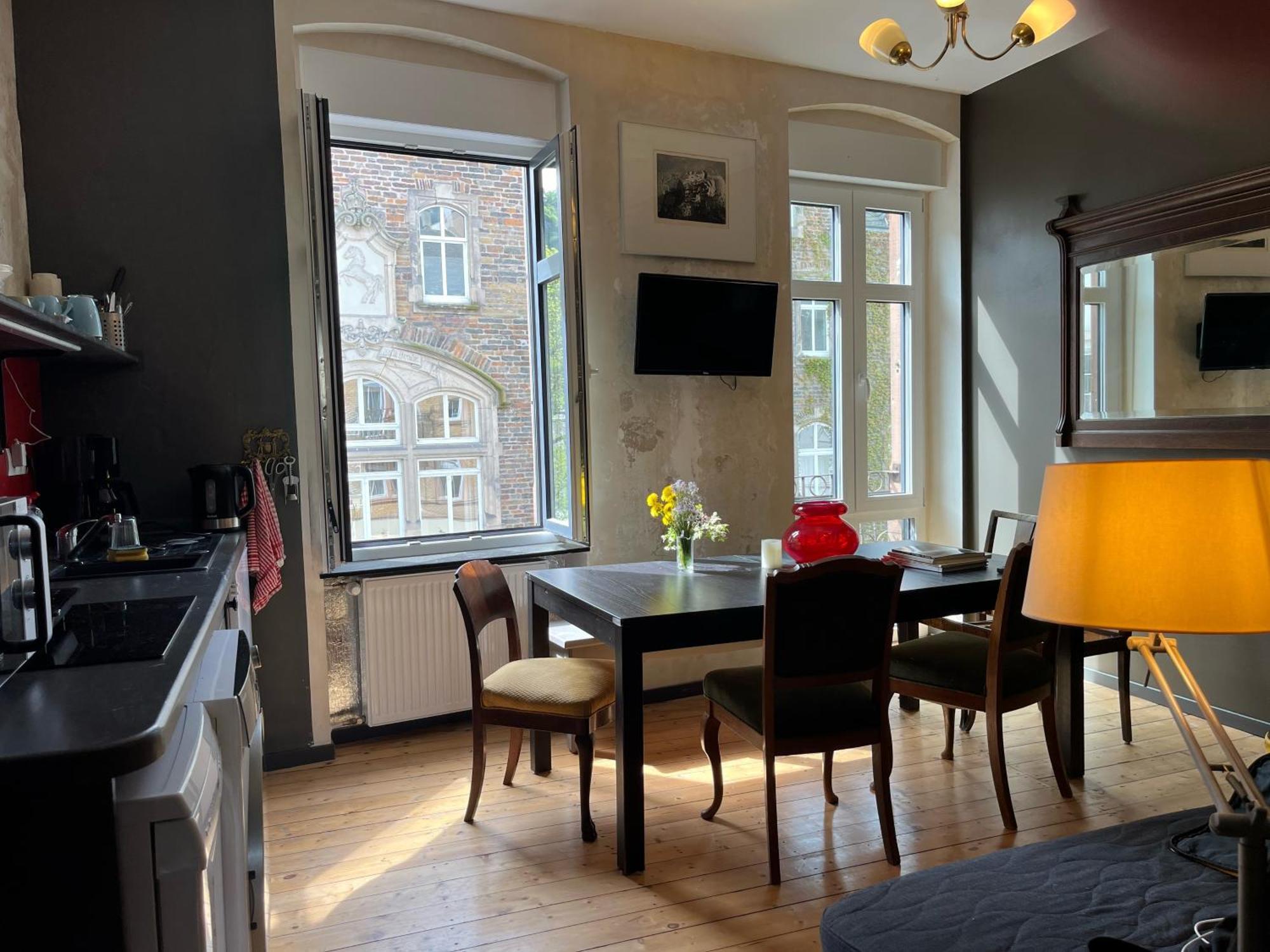 Vis-A-Vis Apartments Traben-Trarbach Eksteriør billede